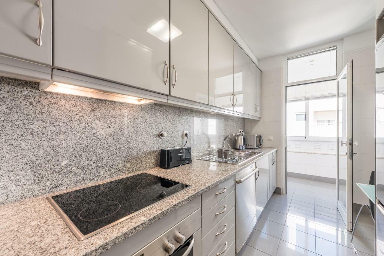 Guestready - Cactus Balcony - Free Private Parking Apartment Porto Bagian luar foto